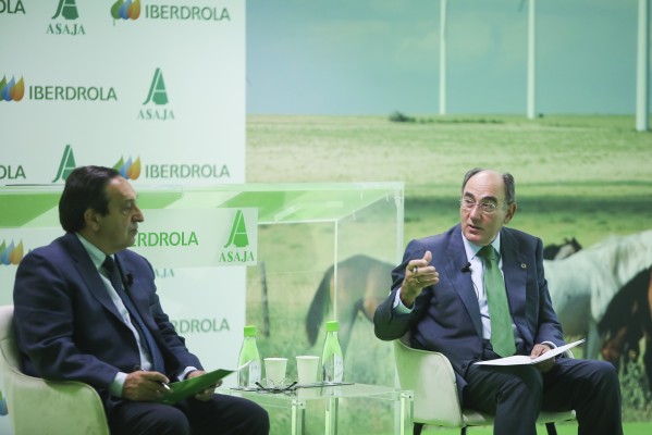 Asaja se alía con Iberdrola para impulsar una agricultura y ganadería cero emisiones en la Región