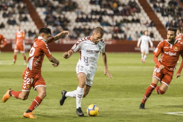 El Cartagena ficha al delantero yeclano Alfredo Ortuño