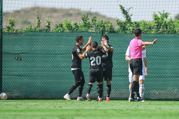 El Elche debuta en la pretemporada con goleada ante el Atromitos griego (6-1)
