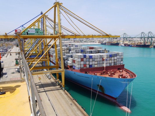 Los precios del transporte marítimo se desbocan y ponen en jaque a la industria