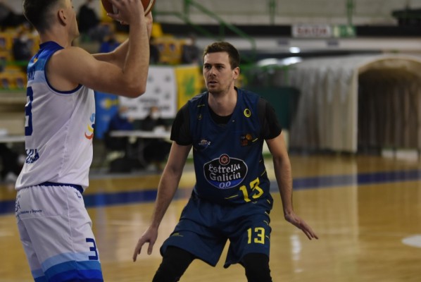 El alero Joan Tomàs firma por el HLA Alicante
