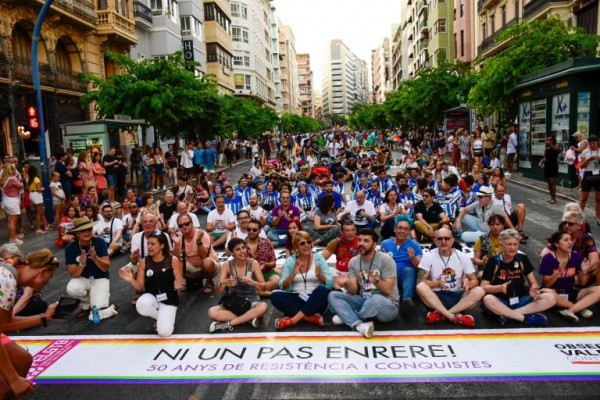 Alicante Entiende y Entendemos LGTBI mantienen la marcha del Orgullo tras acortar su recorrido