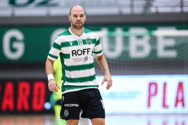 Taynan se incorpora a ElPozo tras ser campeón de Europa con el Sporting de Portugal