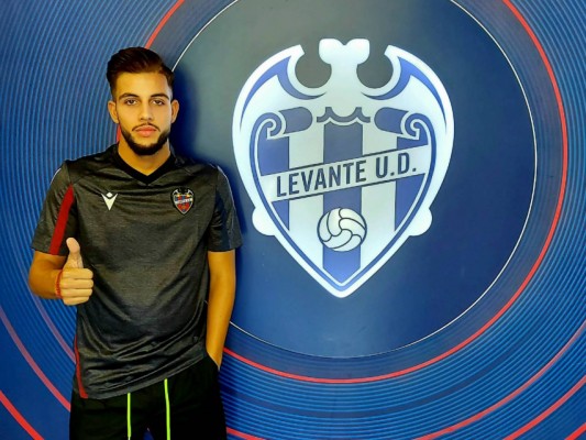 Francis Moreno se une a las filas del Atlético Levante UD 