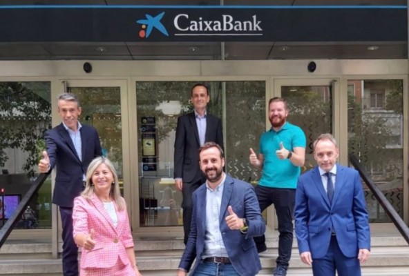 CaixaBank y AJE de Murcia convocan la XXII edición del Premio CaixaBank Jóvenes Empresarios 'Héroes'