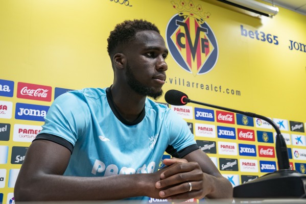 Dia: “Quiero crecer en el Villarreal y conseguir cada vez más títulos”
