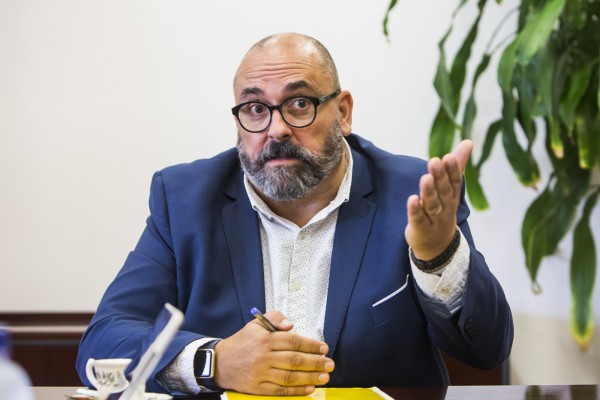 El Consell reduce un 33% las ayudas de su plan de empleo juvenil tras el pinchazo del primer año