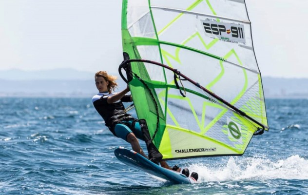 El mejor windsurfista de España es de Los Alcázares y tiene 16 años