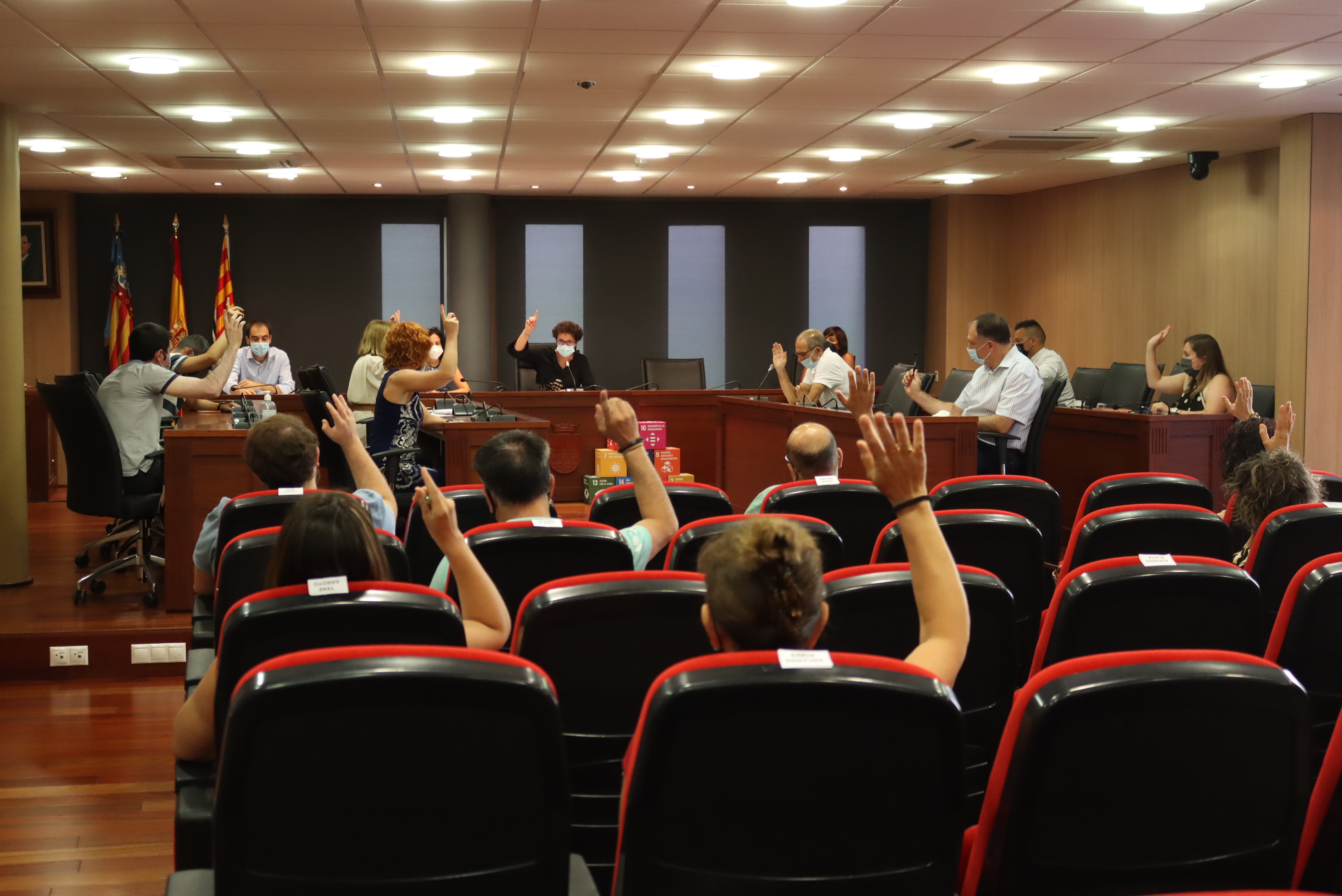 Onda anuncia una nueva línea de ayudas para peluquerías, estética y talleres de vehículos