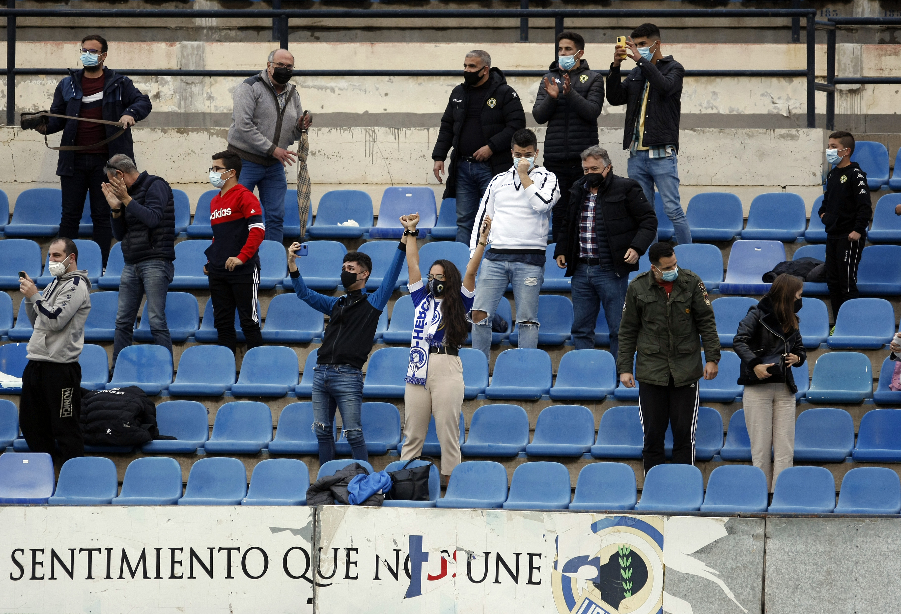 El Hércules respetará el número de abonado de la 2019/20; el descuento por antigüedad, en el aire 