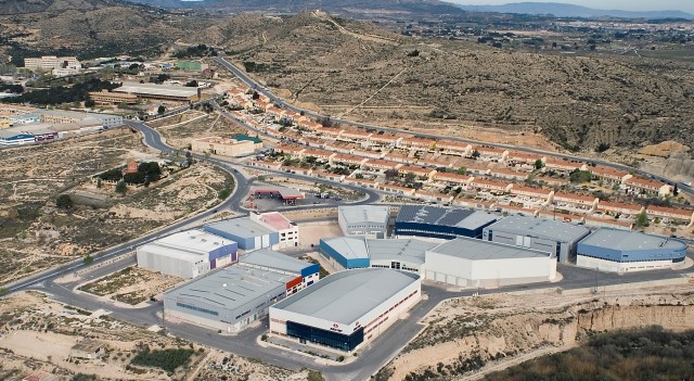 Elda creará páginas web para sus tres polígonos con el objetivo de atraer nuevas empresas 