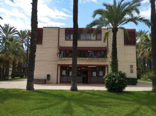 Las otras actuaciones del Edificant en Elche: inversión de 280.000 euros para reparar cubiertas de El Palmeral