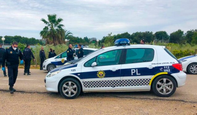La Policía de Elche levanta 21 actas por consumo de alcohol en el primer fin de semana 'antibotellón'