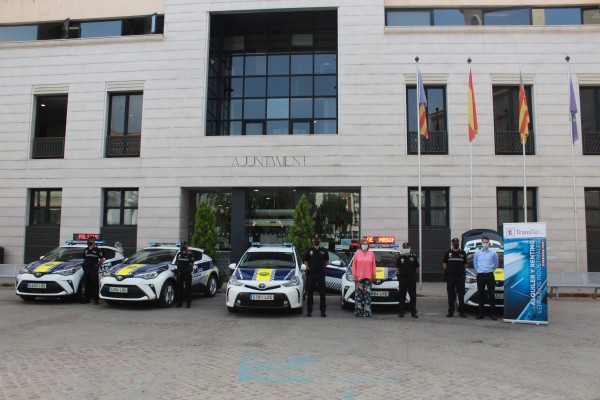 El Ayuntamiento de Burriana suma 5 nuevos vehículos al parque móvil de la Policía Local 
