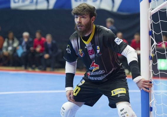 Molina llega a la portería de ElPozo para pelear la titularidad a Juanjo