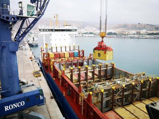 El Info lanza un plan para asesorar a las empresas más jóvenes en la exportación