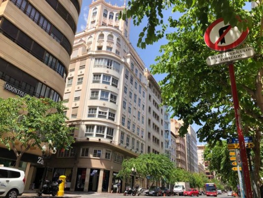 La socimi All Iron compra el Generali de Alicante por 9,2 millones para apartamentos turísticos
