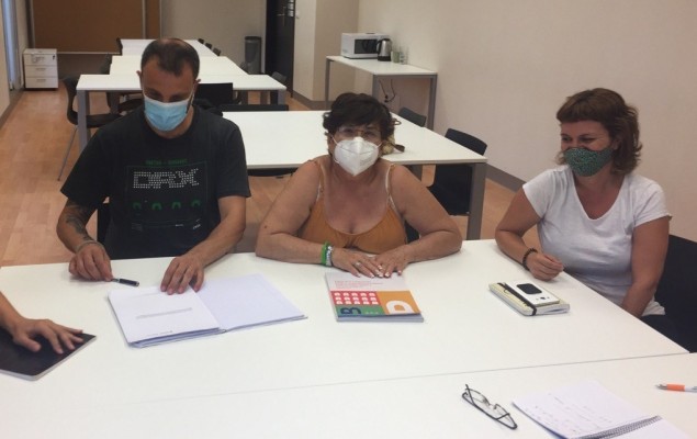 Castelló reúne a colectivos interesados en promover viviendas en cooperativa en cesión de uso en suelo municipal