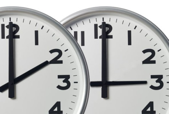 No lo olviden: a las dos de la madrugada de este domingo serán las tres