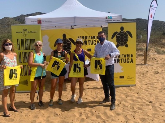 Arranca la campaña 'Territorio Tortuga' en el parque regional de Calblanque y en La Manga