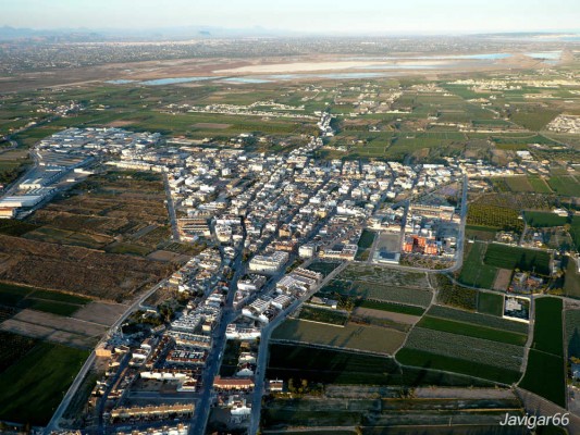 Catral aprueba una oferta de empleo público con 19 plazas para reforzar la plantilla municipal
