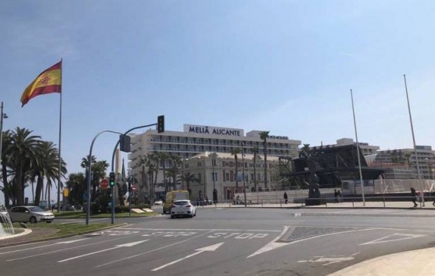 Alicante no es la capital del español