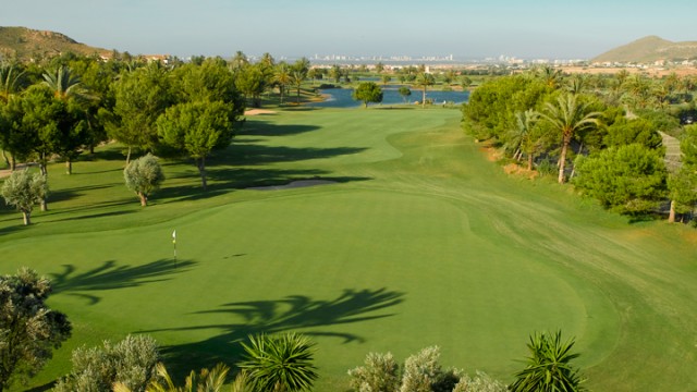 La Sella Golf vuelve a ampliar capital en 1,2 millones y a reforzar la firma frente a la pandemia