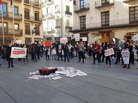 El ocio nocturno reprocha a Puig que anuncie nuevas ayudas al sector porque 