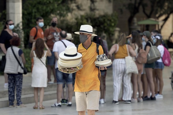 Los contagios siguen su escalada en la Comunitat: 380 nuevos casos de covid-19 en Alicante