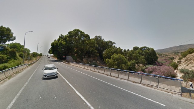 La Vila inicia la reforma del puente de la antigua N-332 a su paso por el río Torres
