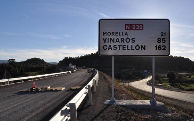 Mitma inicia este lunes las obras de rehabilitación del firme de la N-232 en el Puerto de Torremiró