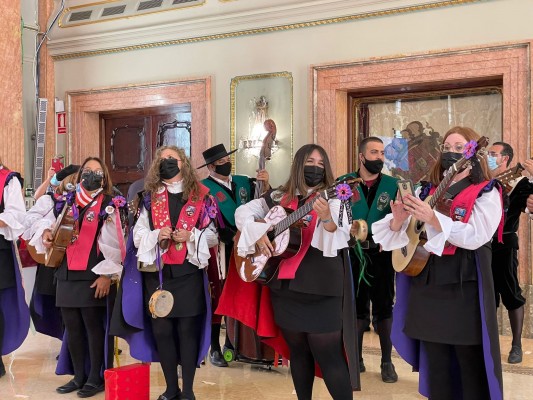 Cuando la tuna volvió a dar serenata: el certamen internacional vuelve al Barrio del Carmen de Murcia