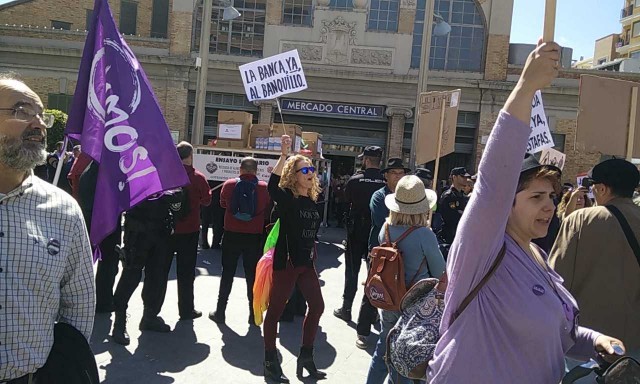 Podemos denuncia caos entre Ayuntamiento y Gobierno por permitir un acto de Cáritas y uno suyo