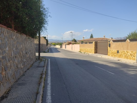 Las fiestas en dos casas de 'La Huerta' de Mutxamel podrían acabar: pasarán a alquiler de larga estancia