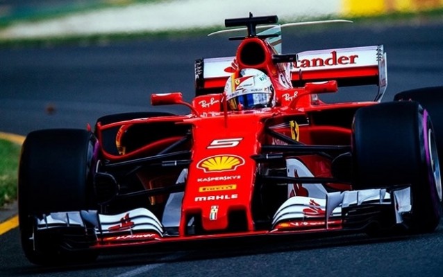 Vettel y Ferrari vuelven a ganar un año y medio después