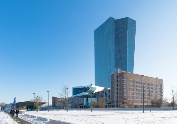 El BCE modifica su estrategia de política monetaria y sitúa el objetivo de inflación en el 2%

