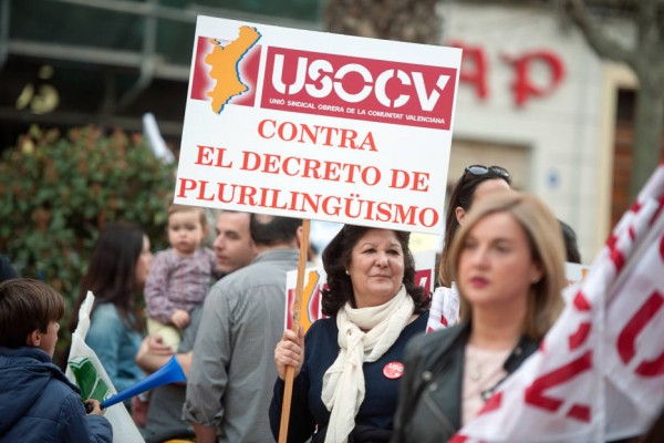 Nace un Foro que quiere derogar el decreto de plurilingüismo en el TSJ por discriminar el inglés