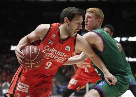 Valencia y Unicaja protagonizan la tercera final europea entre españoles