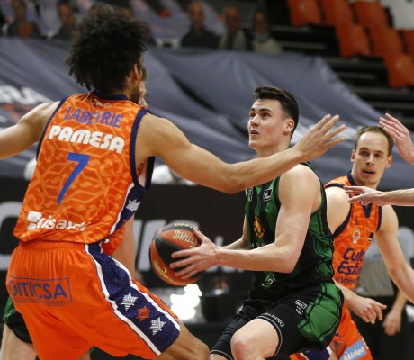 Valencia Basket incorporará dos jugadores para cerrar una plantilla con doce efectivos