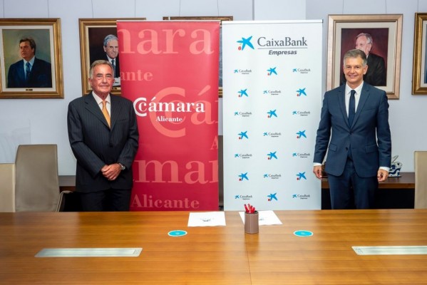 CaixaBank y Cámara Alicante renuevan su convenio para facilitar formación y financiación de empresas alicantinas