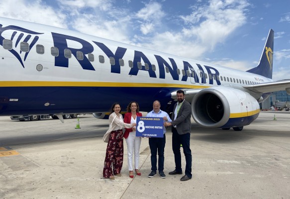 Ryanair revalida su apuesta por la Costa Blanca con 74 rutas este verano, 8 de ellas nuevas