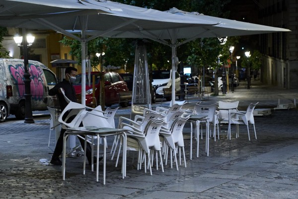 Las autonomías continúan con la toma de medidas ante el aumento de casos

