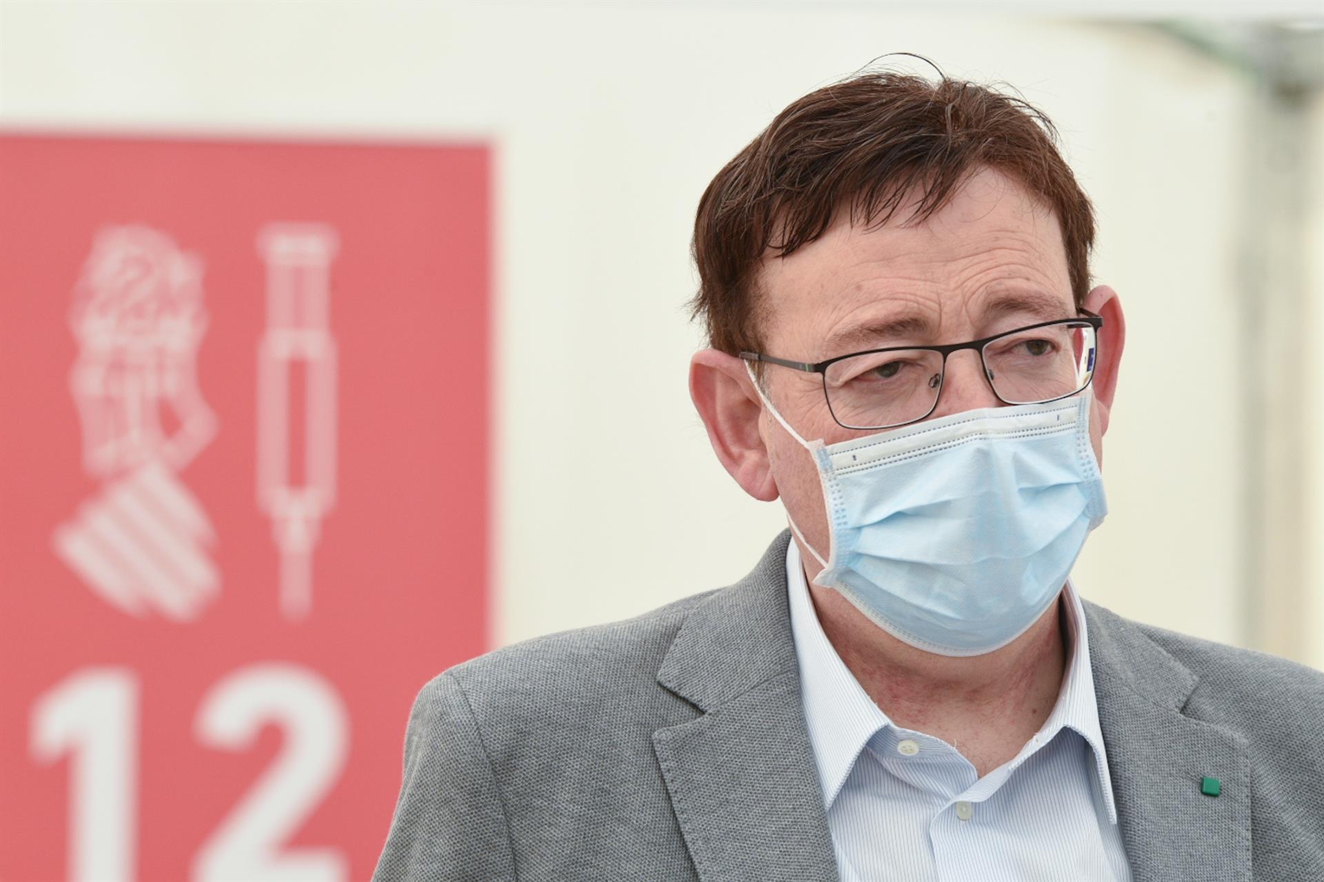 Puig avanza una respuesta contundente a la subida de casos y descarta la autocita para la vacunación