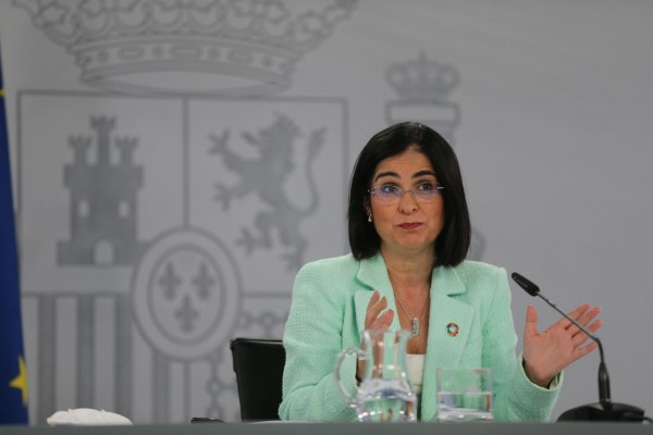 Darias insiste en que a finales de agosto el 70% de la población estará inmunizada frente a la covid-19
