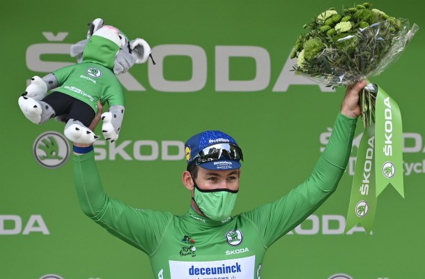 Cavendish gana y se pone a un triunfo del récord de Merckx