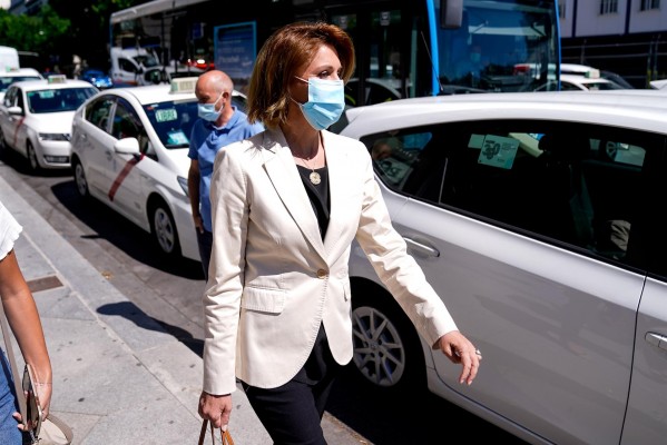 Cospedal asegura que estuvo con Villarejo porque 