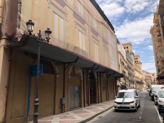 El dilema de los aparejadores con su palacete de Alicante: la nueva directiva estudia opciones