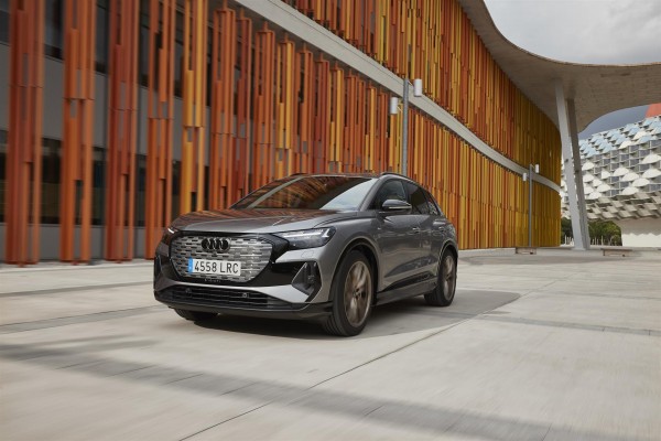 Audi lanza en España su todocamino eléctrico de volumen, el Q4 e-tron