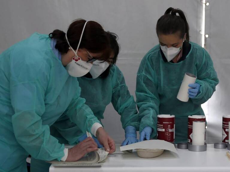 El Cecova recurrirá la sentencia que atribuye a los técnicos las técnicas de los laboratorios hematológicos
