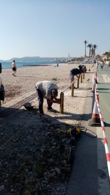 Xàbia impide aparcar a los vehículos en el Primer Montañar con una valla de 1,5 kilómetros